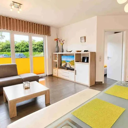 Huegel Apartman *